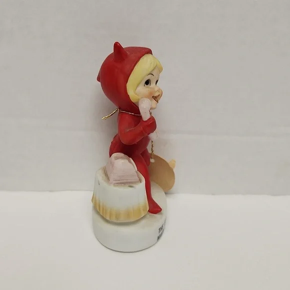Vintage Little Devil Figurine by Kelvin - Picture 4 of 6